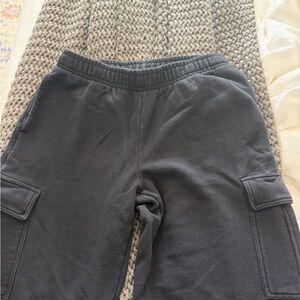 Aritzia Black Wide Leg Cargo Pants